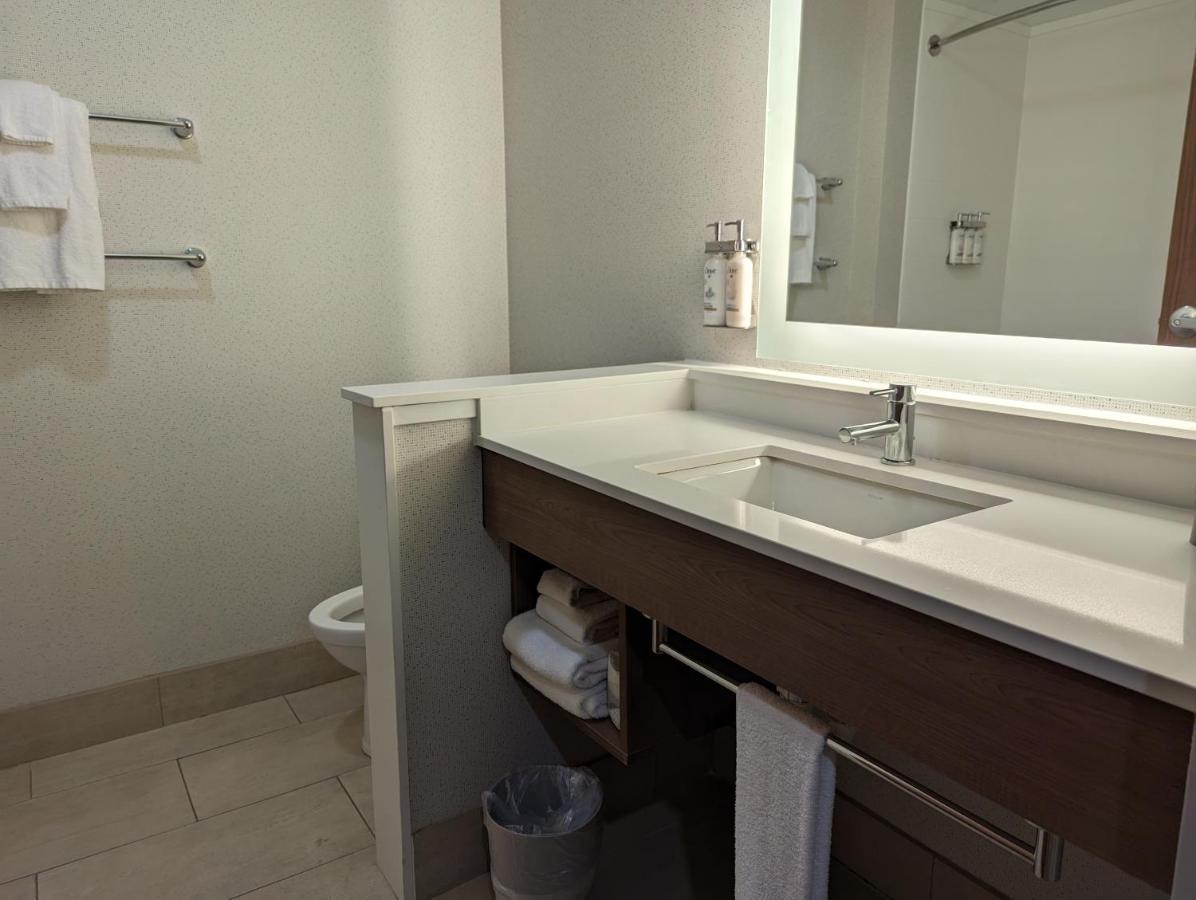 Express - Lexington East - By Ihg Hotel